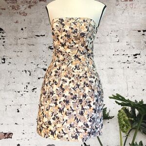 $10$ add on French Connection-strapless corset style mini dress. Size 4